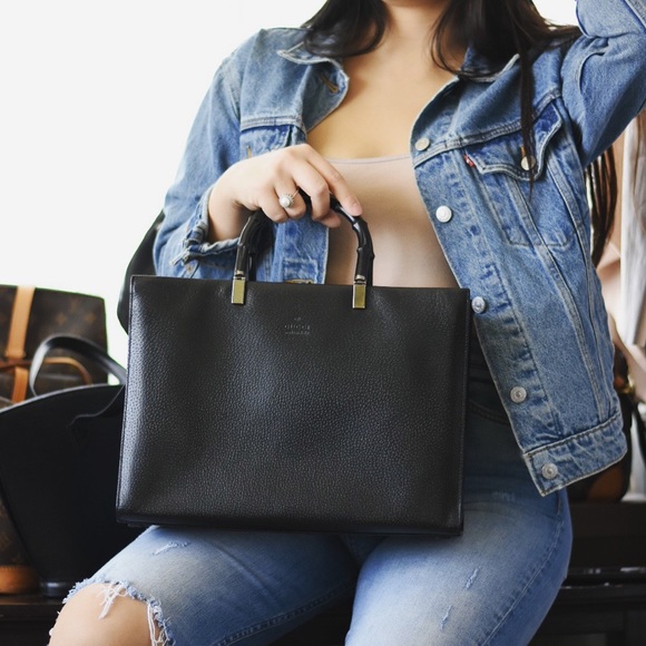 Gucci Handbags - LIMITED SALE 🖤RARE BEAUTY 🖤 GUCCI Leather Tote